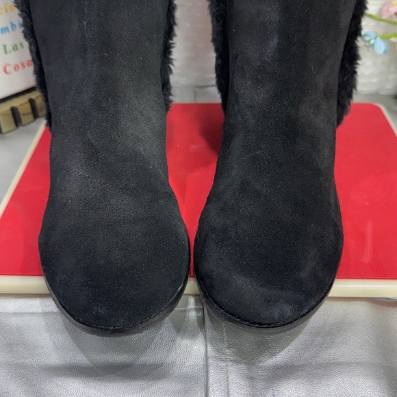 (F) BCBG Max Azria MA Dorota Women's Vintage Tall Suede Boots
SIZE 8B - Picture 4 of 12